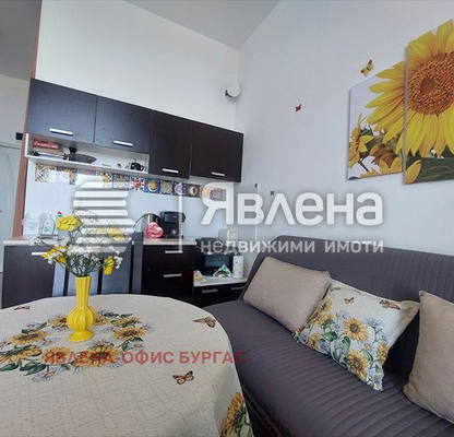 Снимка 5 — Едностаен апартамент в Бургас, Свети Влас