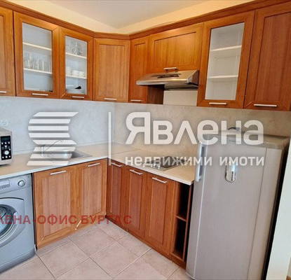 Снимка 3 — Двустаен апартамент в Бургас, Свети Влас
