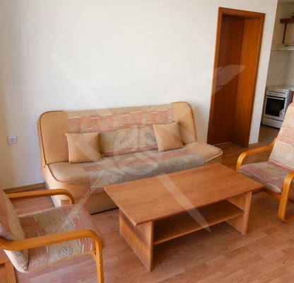 Снимка 5 — Тристаен апартамент в Свети Влас с тераса, 98 кв.м.