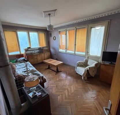 Снимка 5 — Многостаен апартамент в Ловеч, Троян
