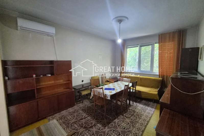 Многостаен апартамент в Търговище, Боровец