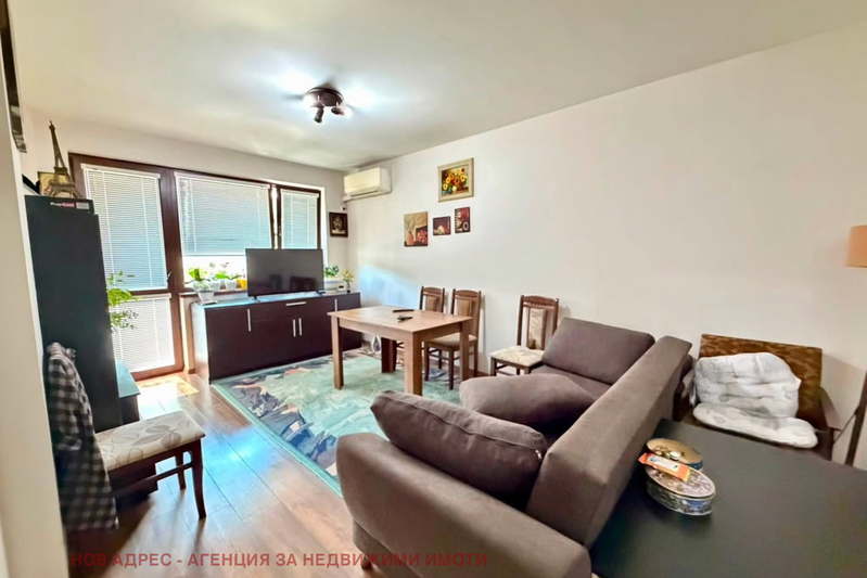 2-bedroom apartment in Tyrgovishte, Centyr