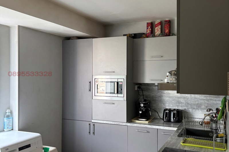 3-bedroom apartment in Tyrgovishte, Centyr