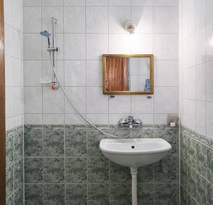 Снимка 5 — Двустаен апартамент с тераса в Аспарухово, Варна