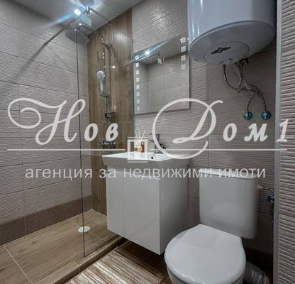 Снимка 3 — Двустаен апартамент с тераса в район Автогара, Варна