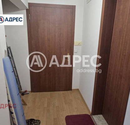 Снимка 5 — Двустаен апартамент с морска панорама в Бриз, Варна