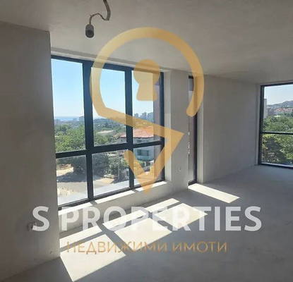 Photo 2 — 3-bedroom apartment in Varna, Briz