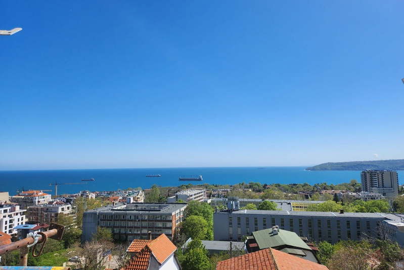 3-bedroom apartment in Varna, Briz