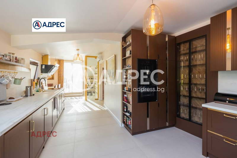 4-bedroom apartment in Varna, Briz