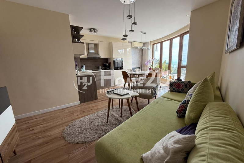 5-bedroom apartment in Varna, Briz