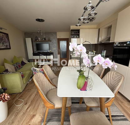 Photo 4 — 5-bedroom apartment in Varna, Briz