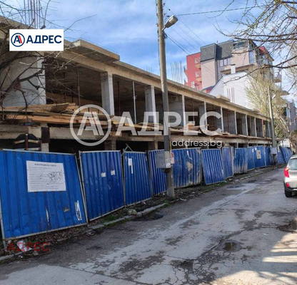 Снимка 4 — Двустаен апартамент в центъра на Варна с балкон