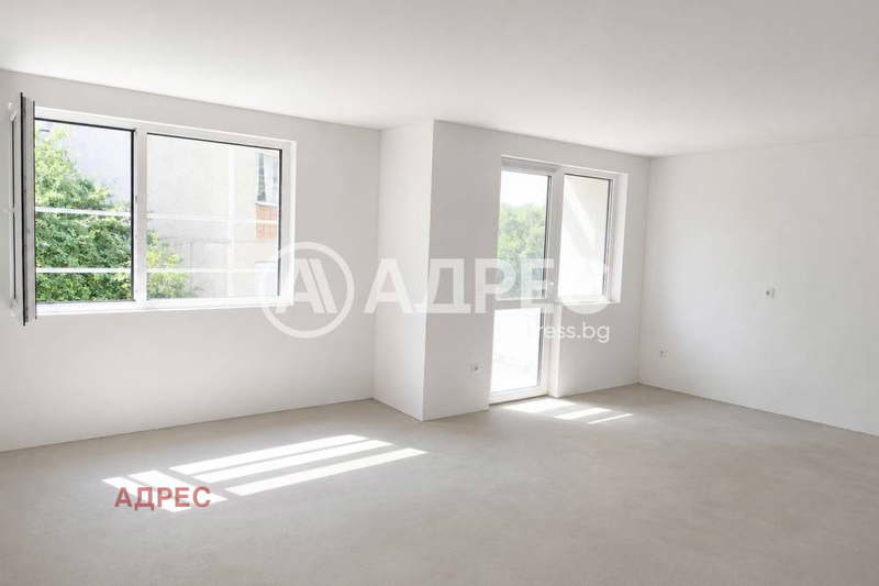 4-bedroom apartment in Varna, Centyr