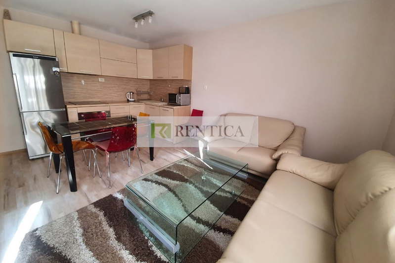 3-bedroom apartment in Varna, Centyr