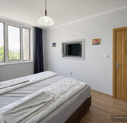 Photo 3 — 3-bedroom apartment in Varna, Centyr