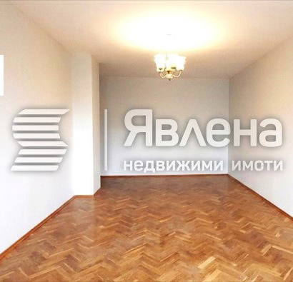 Снимка 2 — Тристаен апартамент с тераса в кв. Чайка, Варна