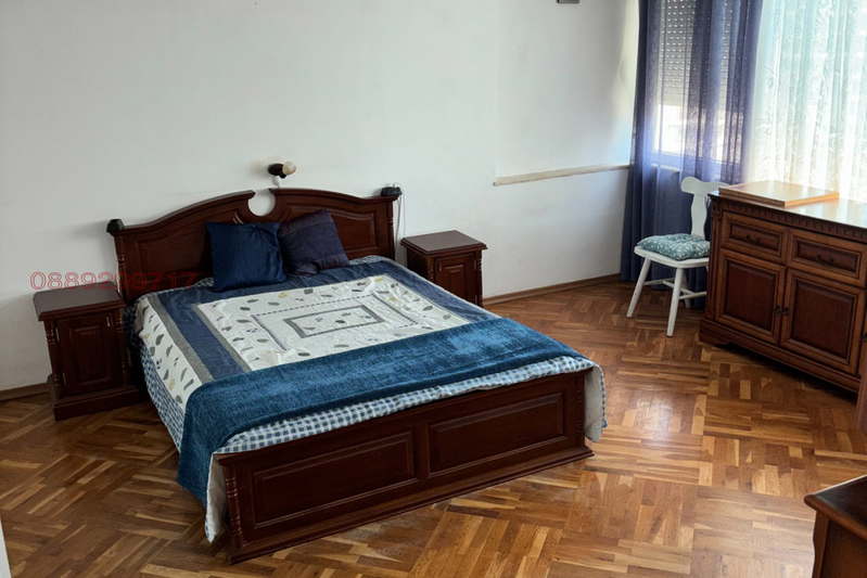 4-bedroom apartment in Varna, Chaika