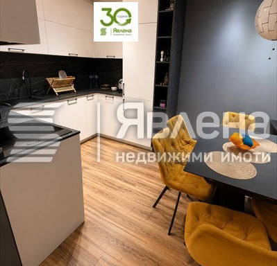 Снимка 2 — Тристаен апартамент с тераса в Чайка, Варна