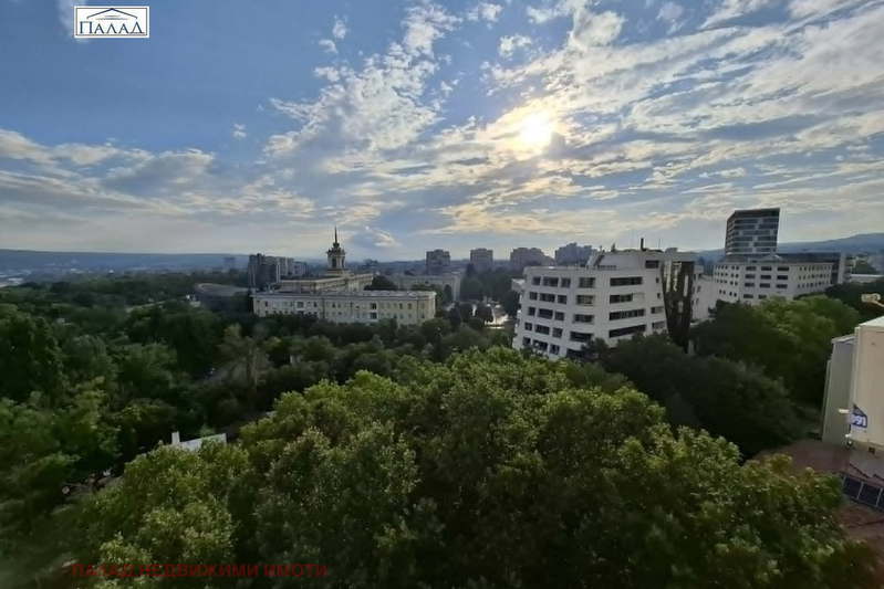 3-bedroom apartment in Varna, Chaika