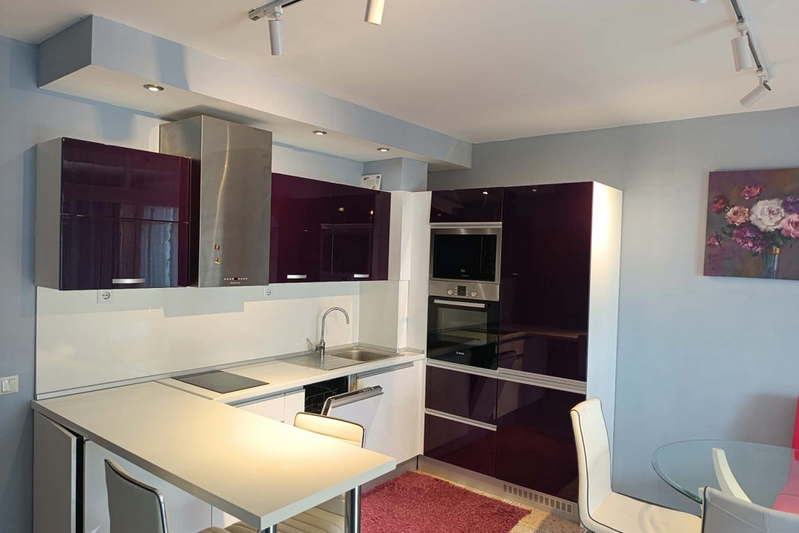 3-bedroom apartment in Varna, Galata