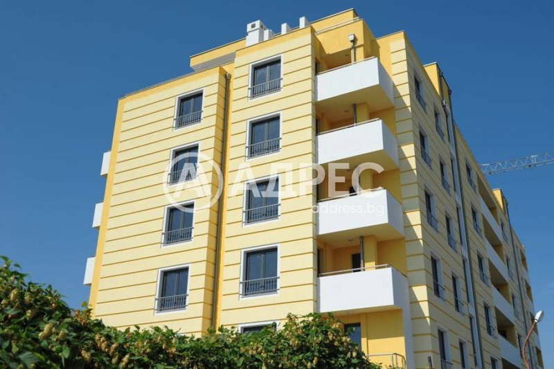 3-bedroom apartment in Varna, Grand Mol