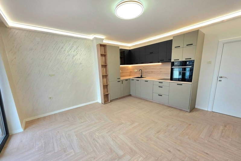 3-bedroom apartment in Varna, Grand Mol
