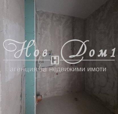 Снимка 5 — 2-стаен апартамент в ХЕИ, Варна с тераса и паркомясто