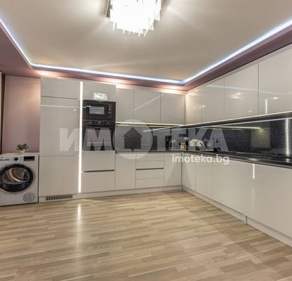 Photo 4 — 3-bedroom apartment in Varna, Hei