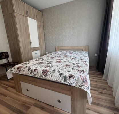 Снимка 5 — Двустаен апартамент в ХЕИ, Варна с тераса и асансьор