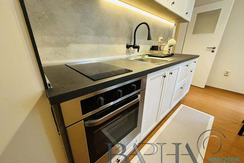3-bedroom apartment in Varna, Hei
