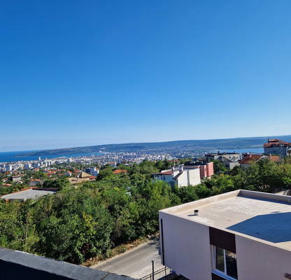 Photo 5 — 4-bedroom apartment in Varna, Izgrev