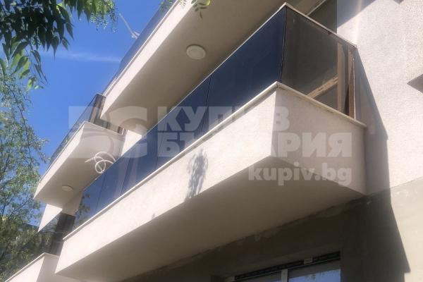 Едностаен апартамент в Левски 1, Варна с тераса