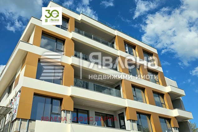 Двустаен апартамент във Варна, Левски 1