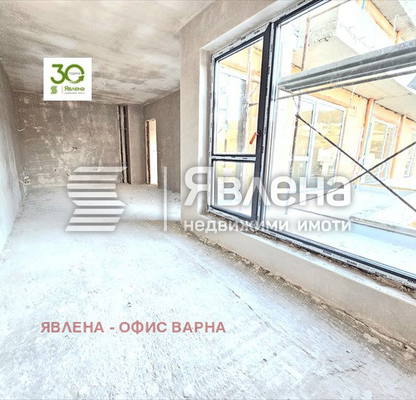 Снимка 3 — Двустаен апартамент във Варна, Левски 1