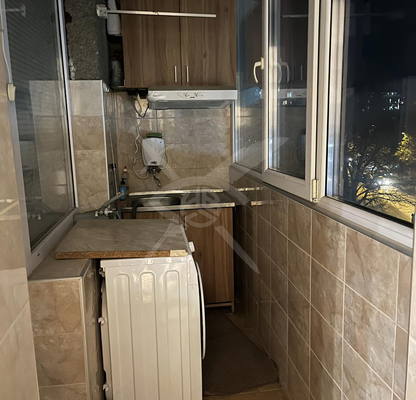 Снимка 4 — Едностаен апартамент в Левски, Варна с тераса