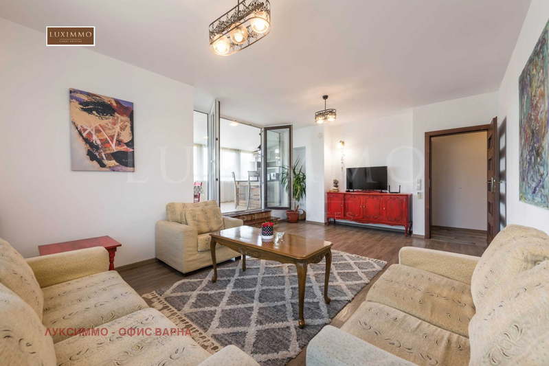 3-bedroom apartment in Varna, Levski 1