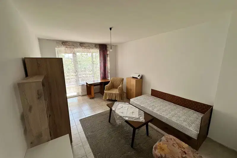 3-стаен апартамент в Левски, Варна с нова кухня