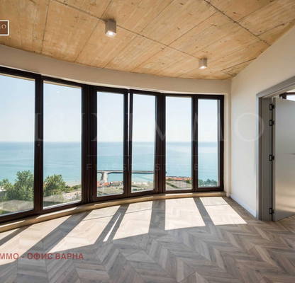 Photo 2 — 2-bedroom apartment in Varna, Alen Mak
