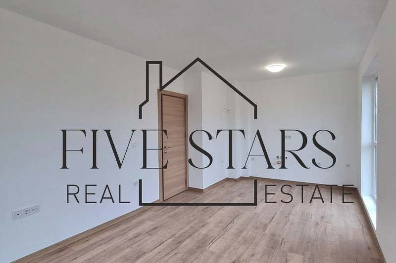 Two-room apartment in m-t Pchelina with southwest aspect