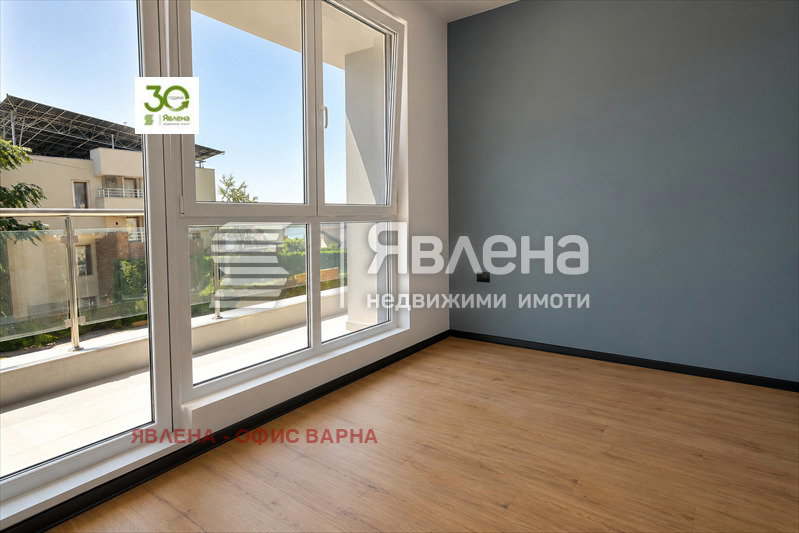 Two-room apartment in Pchelina, Varna with south aspect