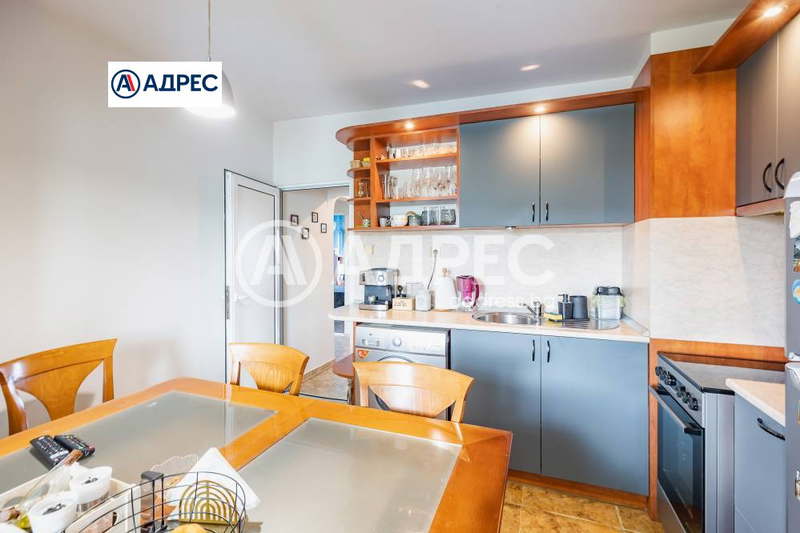 3-bedroom apartment in Varna, Mladost 1