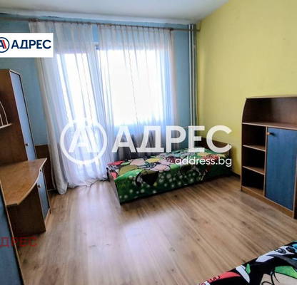 Снимка 2 — Тристаен апартамент с две тераси в Младост 1, Варна