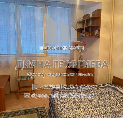 Снимка 2 — Двустаен апартамент в центъра на Варна с тераса