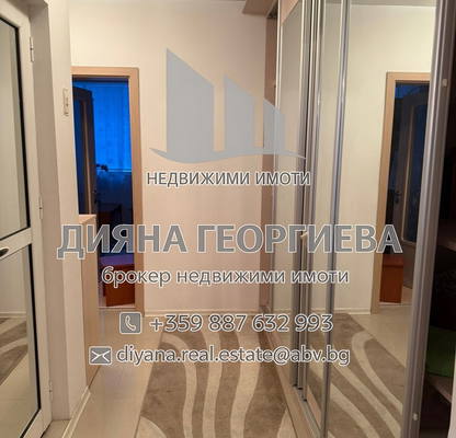 Снимка 5 — Двустаен апартамент в центъра на Варна с тераса