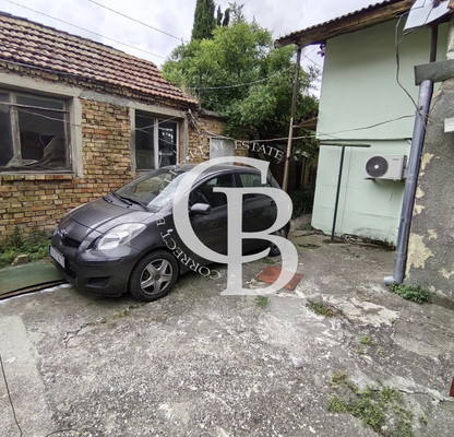 Photo 2 — 2-bedroom apartment in Varna, Pogrebi