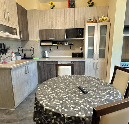Photo 3 — Three-room apartment in Pogrebi, Varna with two balconies