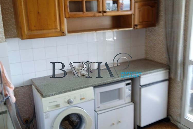 4-bedroom apartment in Varna, Pogrebi