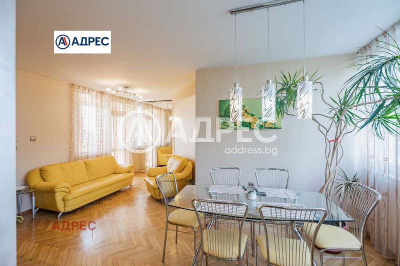 4-bedroom apartment in Varna, Sportna Zala