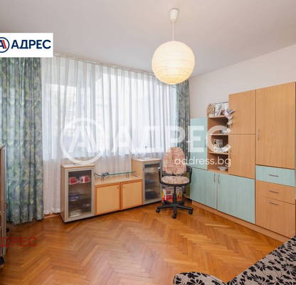 Снимка 3 — Многостаен апартамент с 3 спални в Спортна зала, Варна