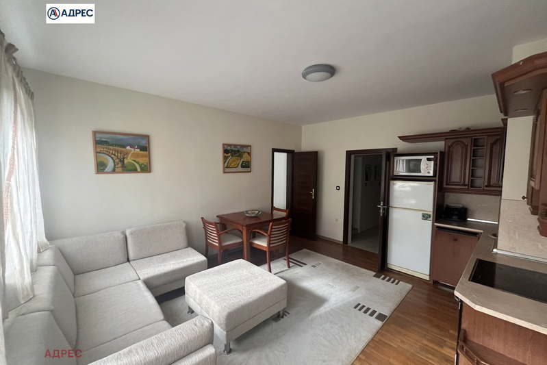 3-bedroom apartment in Varna, Sportna Zala
